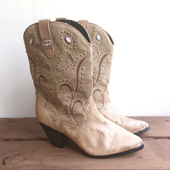light tan cowgirl boots